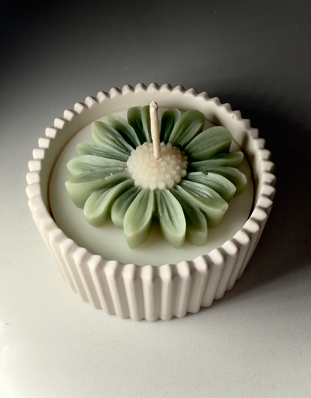Handmade Jesmonite Jar - Natural | Organic Soy Candle | Sage Green Daisy