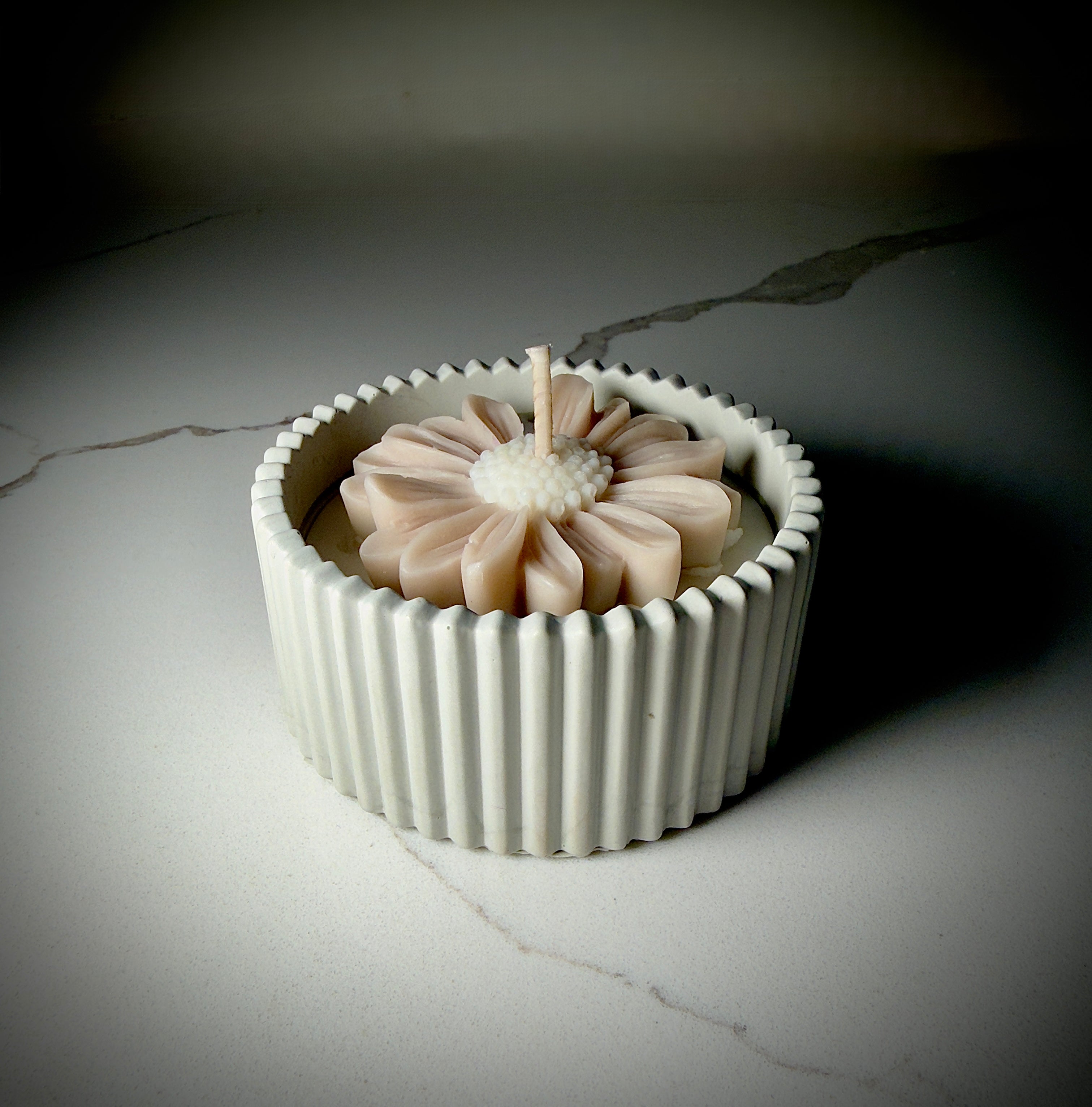 Handmade Jesmonite Jar - Sage | Organic Soy Candle | Blush Daisy