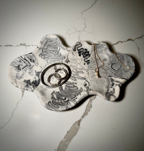 Black & White Marble Jesmonite Jewelry Tray