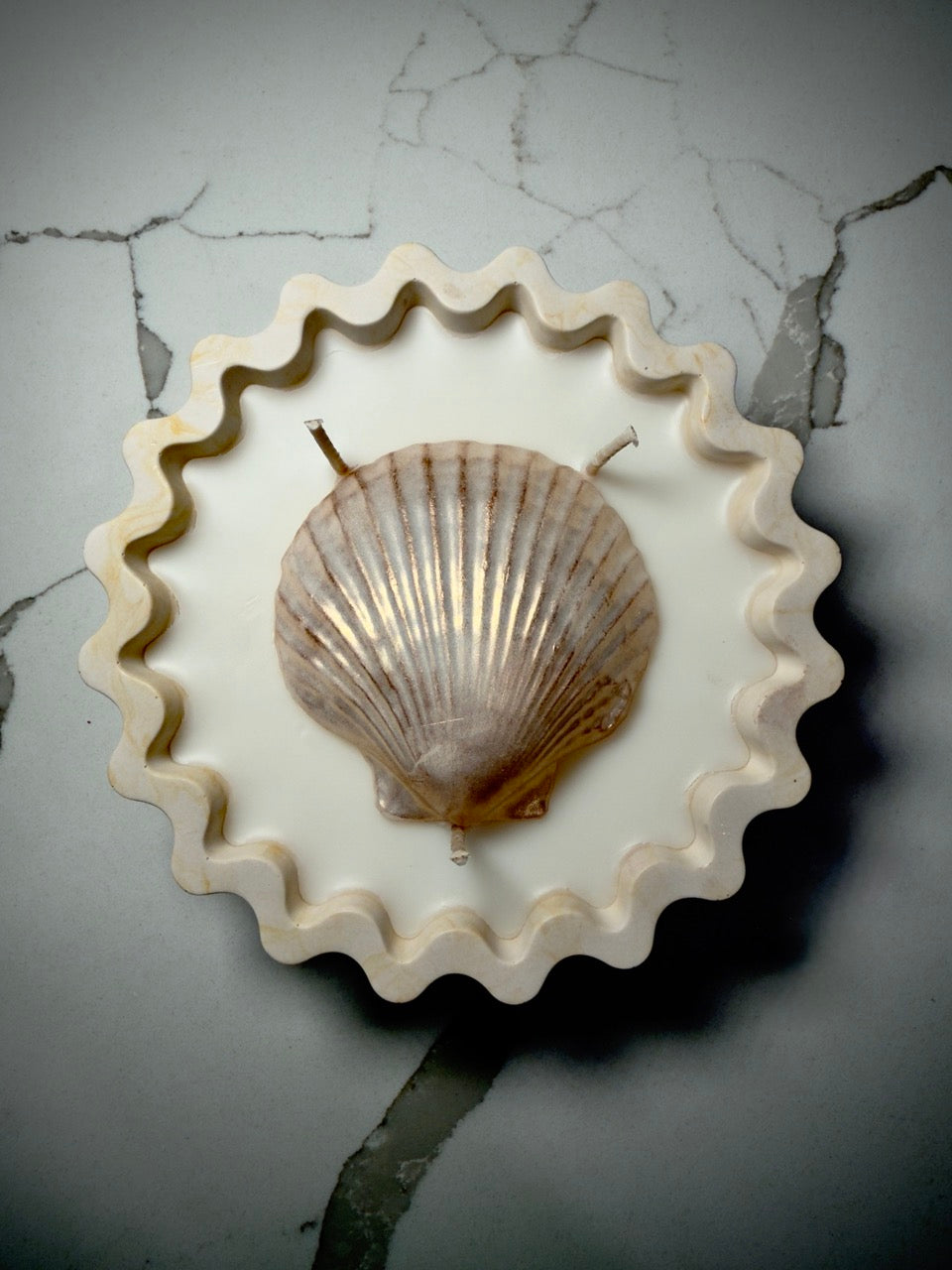 Handmade Scallop Shell Soy Candle in Jesmonite Vessel – Coastal Decor